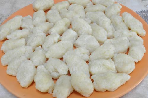 Jak uvařit krupicové noky? Snadné recept, připravený za Do 30 minut